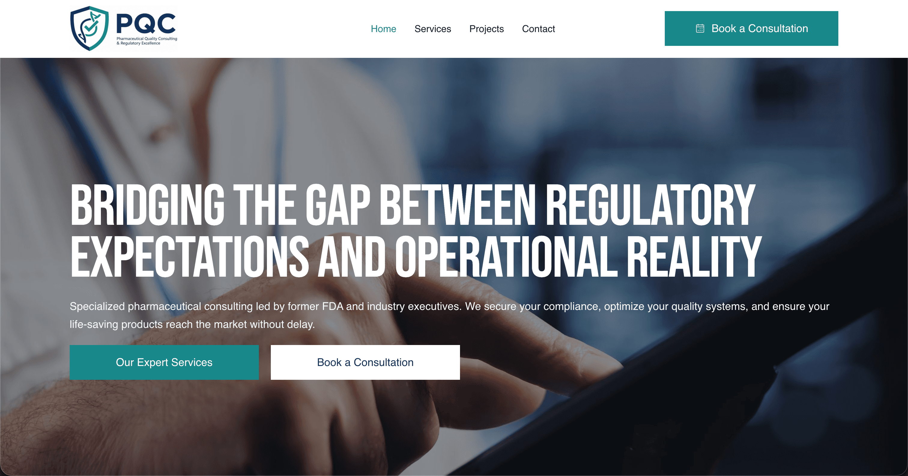 Site internet PharmQual Consult — réalisé par Agence Zen